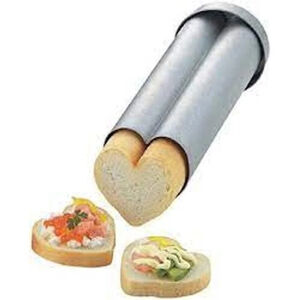 Pampered Chef Valtrompia Bread Tube heart shape